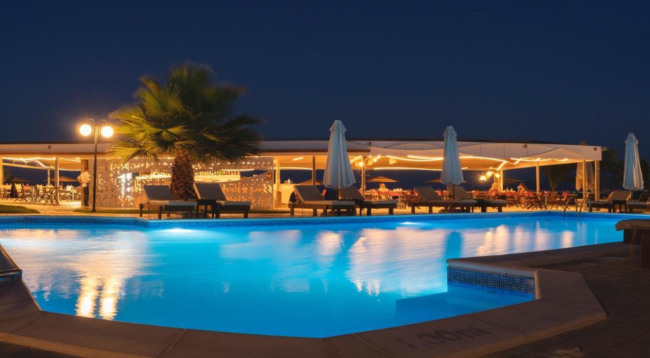 Avantis Hotel